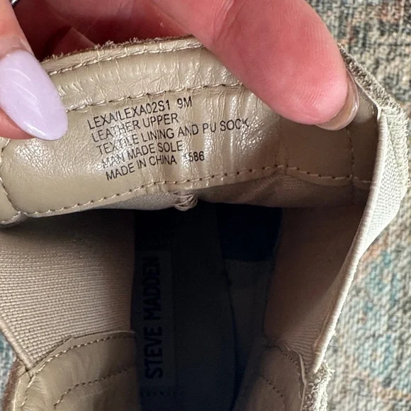 Steve Madden Lexa Cream Neutral Chunky Heeled Bootie 9 - Picture 10 of 14